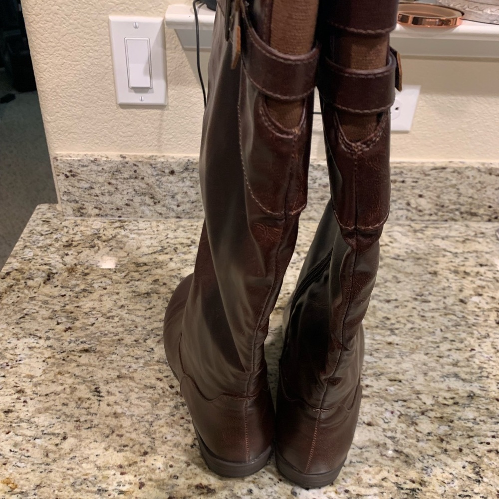 Women’s Tori Knee-High Boots - Picture 4 of 15